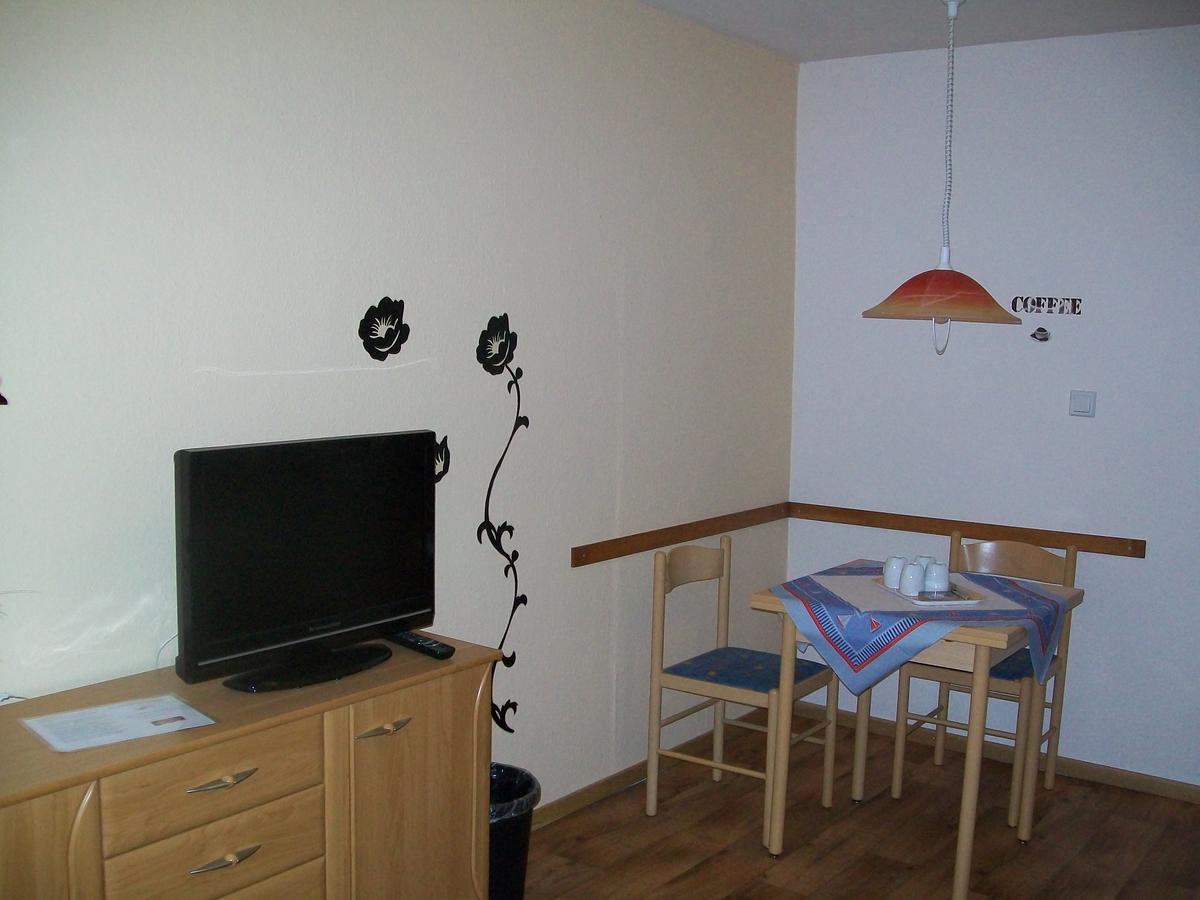 Haus Darmstadt Ankelohe Exterior foto